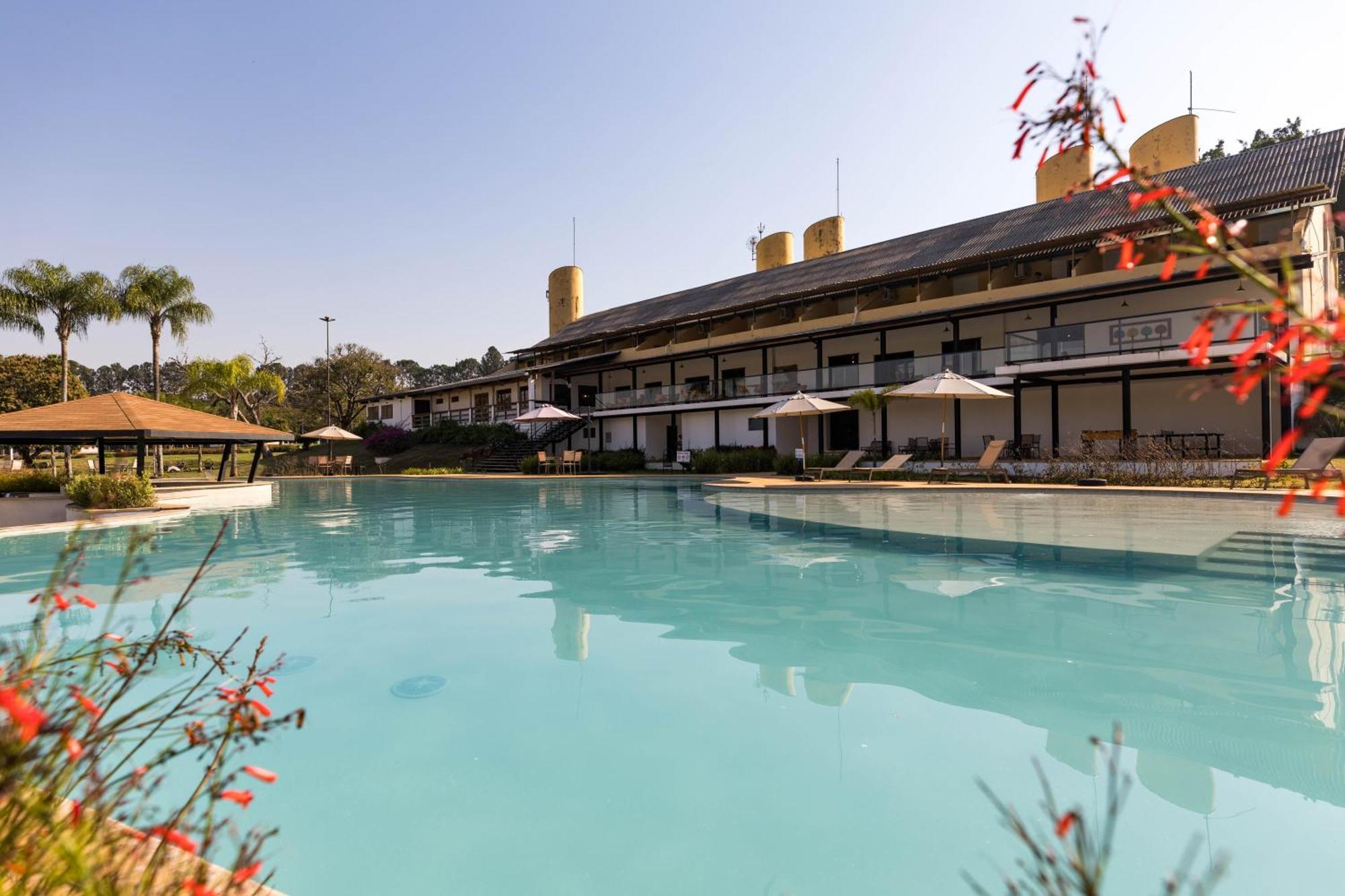 Vale Das Aguas Fazenda Resort Агуас-ди-Санта-Барбара Экстерьер фото