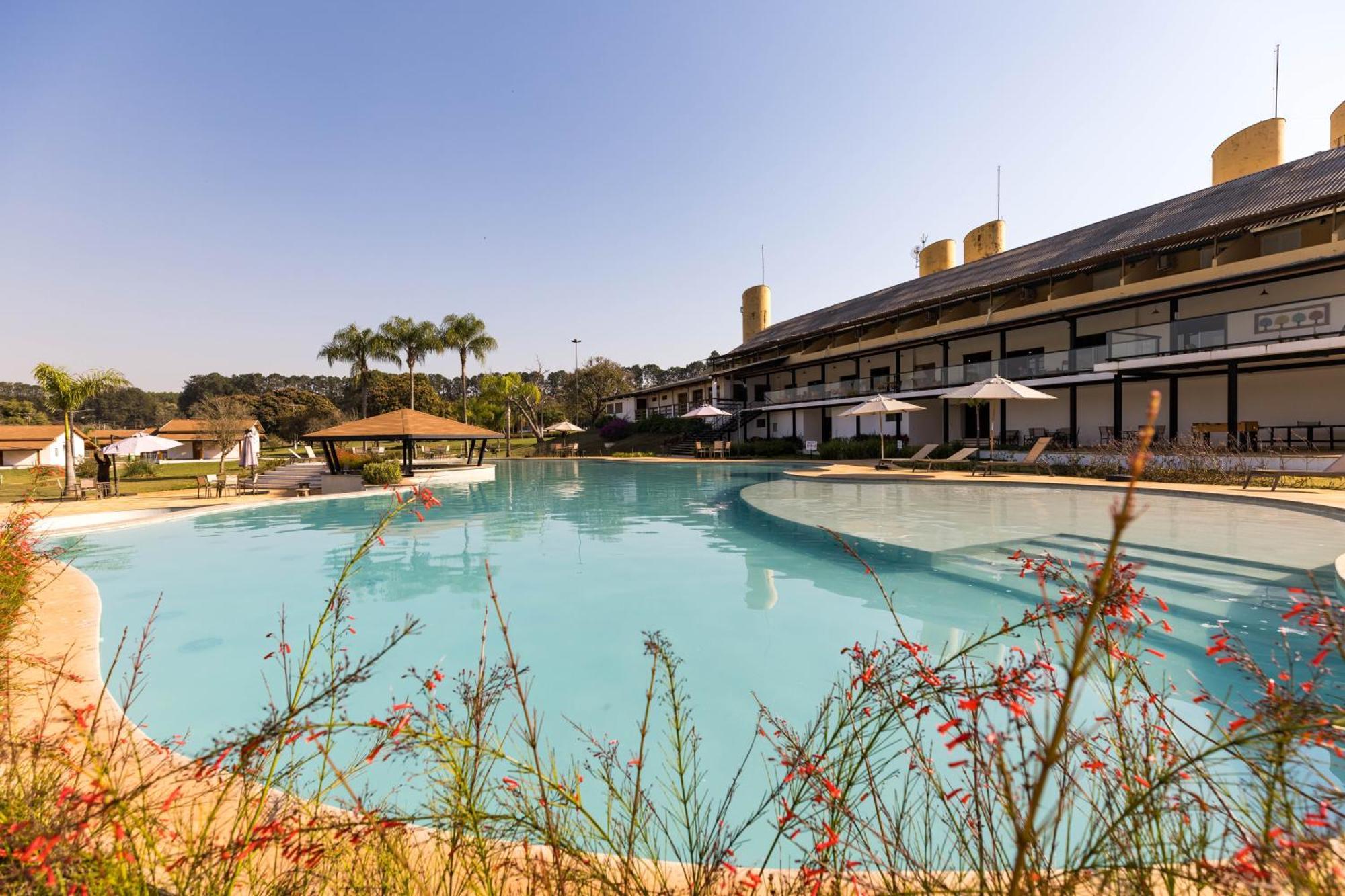 Vale Das Aguas Fazenda Resort Агуас-ди-Санта-Барбара Экстерьер фото